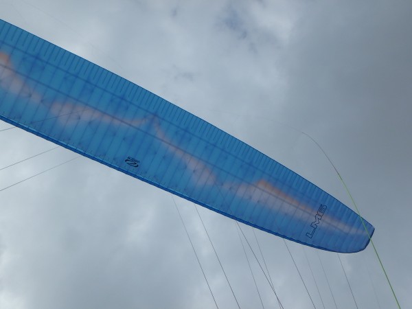 青空ソアリングサムネイル